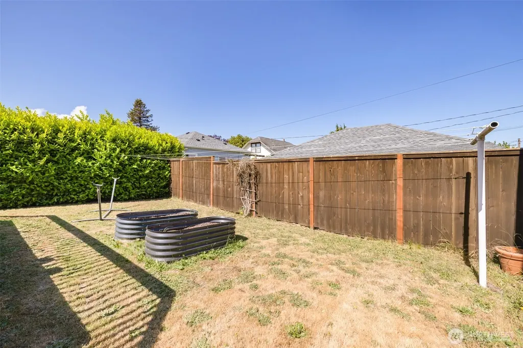 218 S Jones Street Port Angeles WA 98362