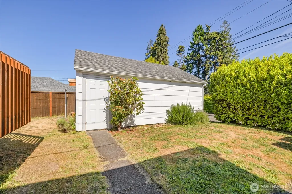 218 S Jones Street Port Angeles WA 98362