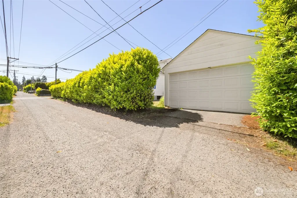 218 S Jones Street Port Angeles WA 98362