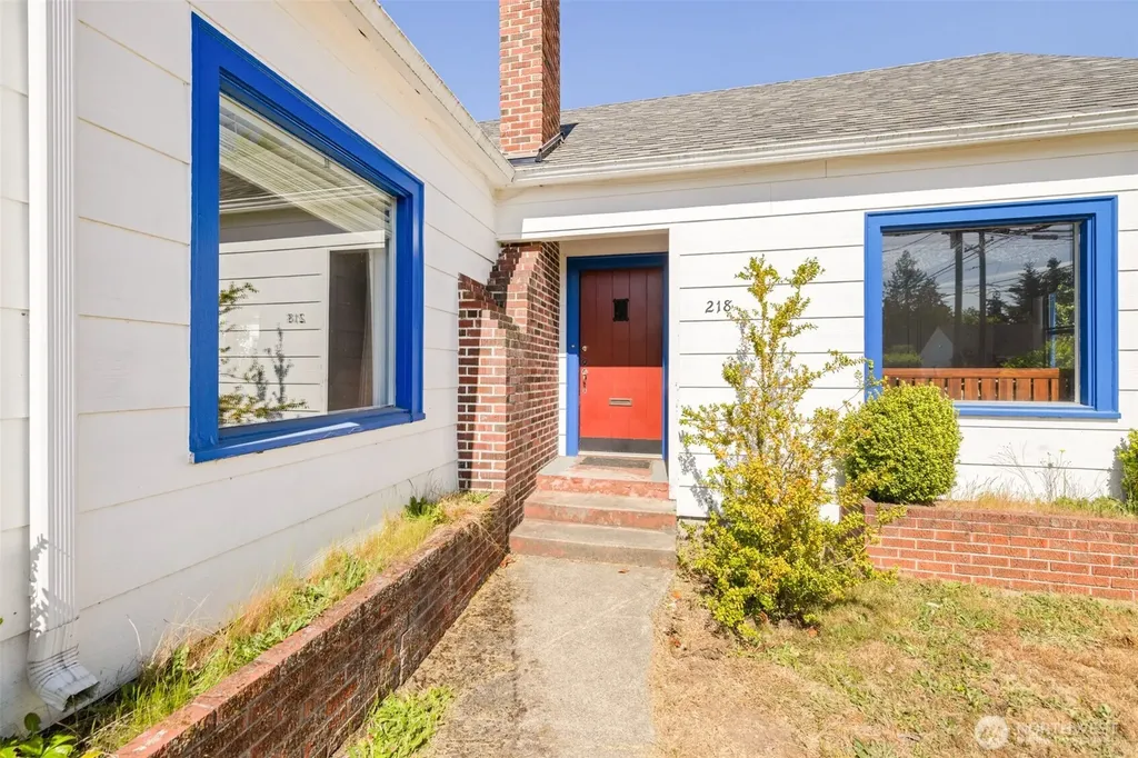 218 S Jones Street Port Angeles WA 98362