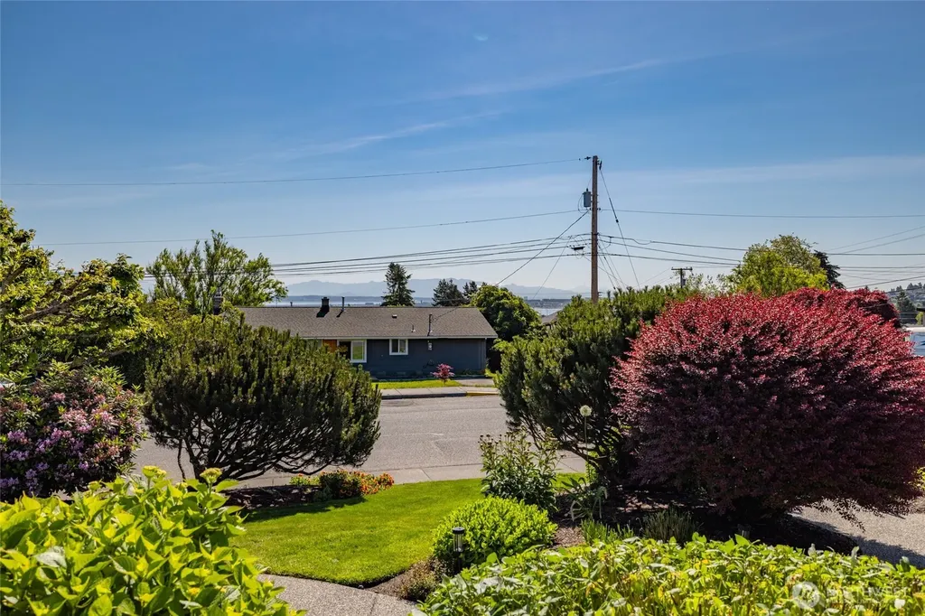 2026 I Avenue Anacortes WA 98221