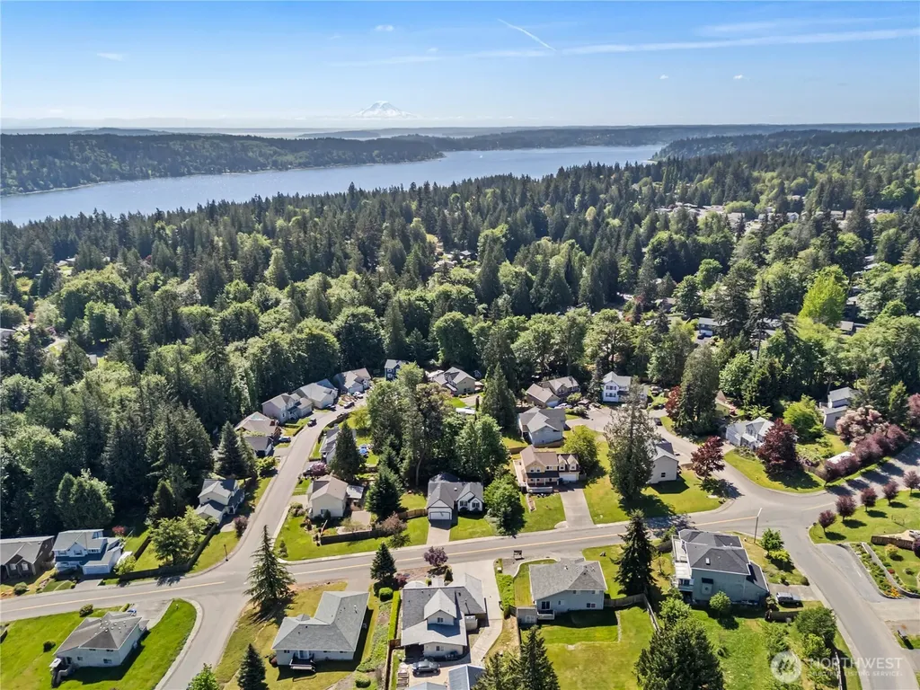 7224 Sunset Avenue NE Bremerton WA 98311
