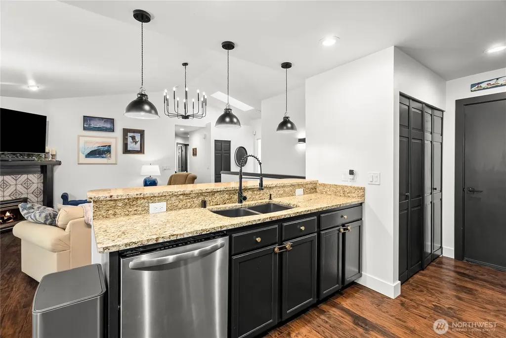 7224 Sunset Avenue NE Bremerton WA 98311