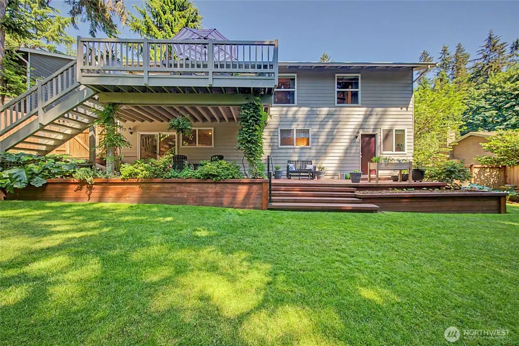 19719 41st Avenue NE Lake Forest Park WA 98155