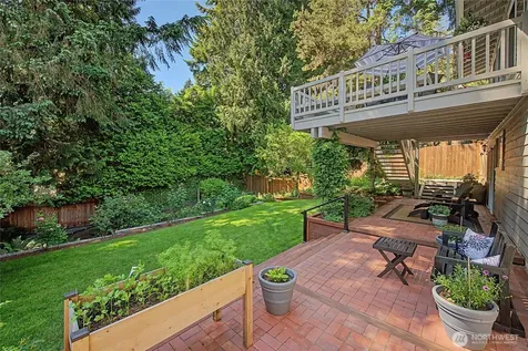 19719 41st Avenue NE Lake Forest Park WA 98155
