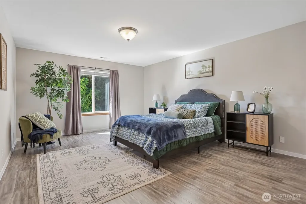18413 SE 242nd Court Covington WA 98042