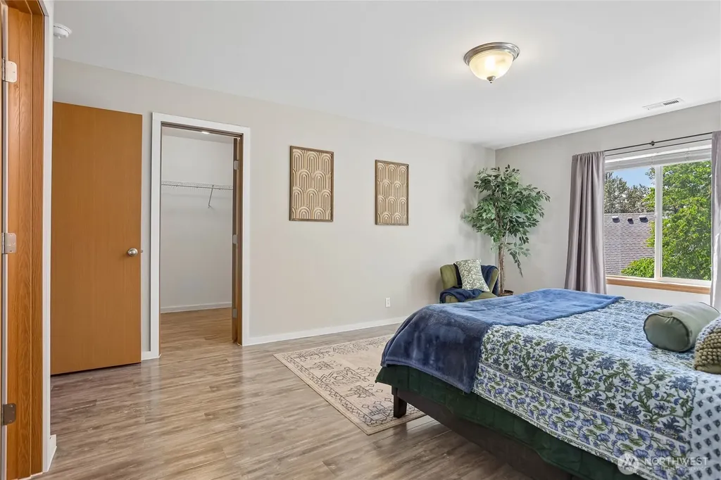 18413 SE 242nd Court Covington WA 98042