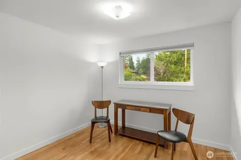 2520 166th Avenue NE Bellevue WA 98008