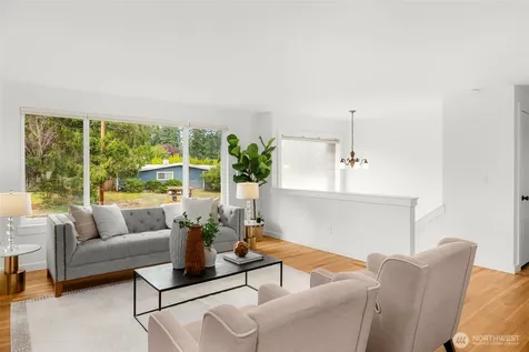 2520 166th Avenue NE Bellevue WA 98008