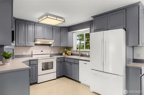 2520 166th Avenue NE Bellevue WA 98008
