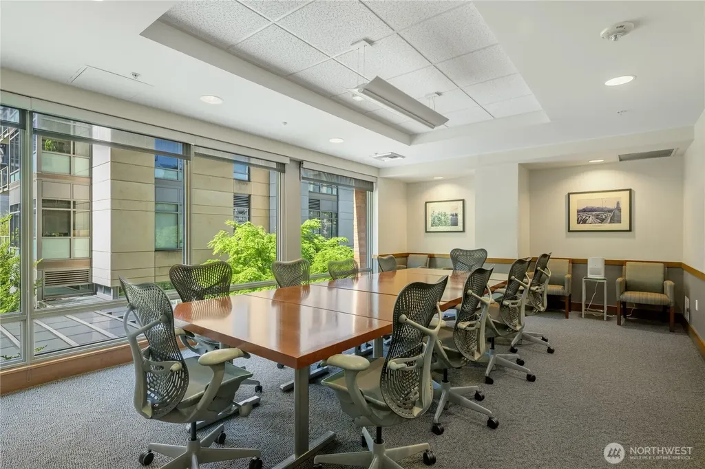 900 Lenora Street Seattle WA 98121