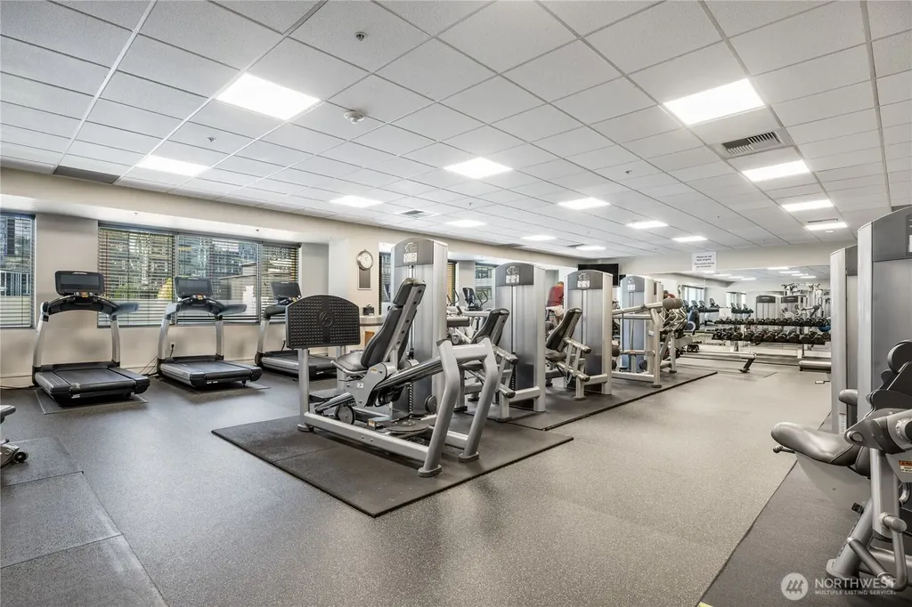 900 Lenora Street Seattle WA 98121