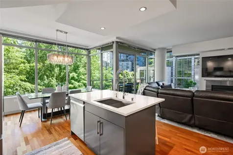 900 Lenora Street Seattle WA 98121