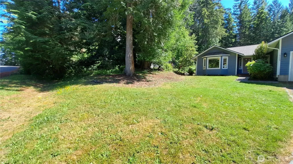 14665 NW Honeyhill Loop Seabeck WA 98380