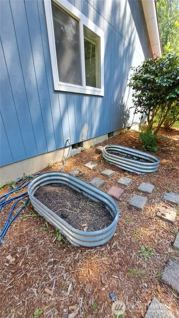 14665 NW Honeyhill Loop Seabeck WA 98380