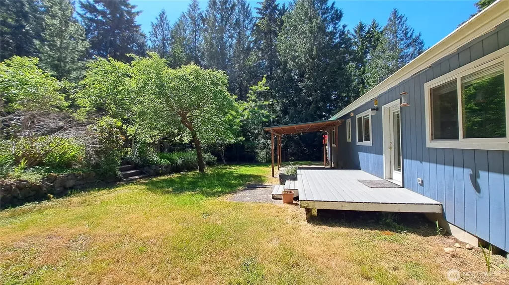 14665 NW Honeyhill Loop Seabeck WA 98380