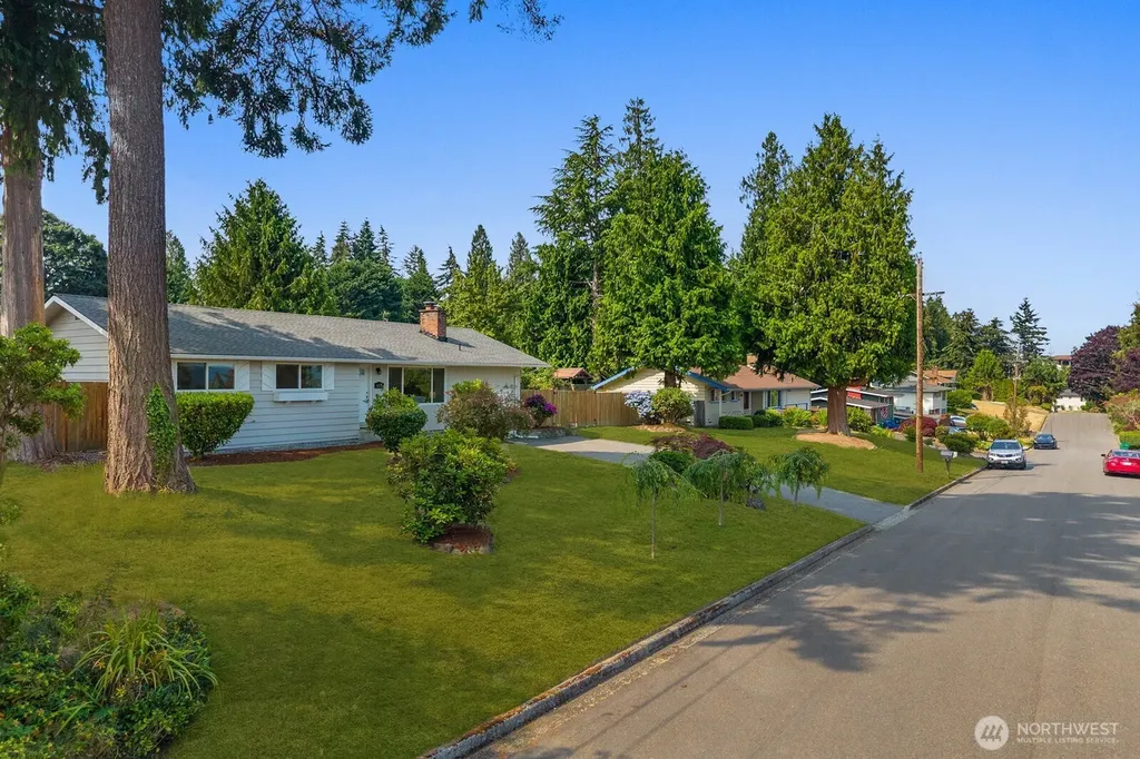 617 SW 299th Street Federal Way WA 98023