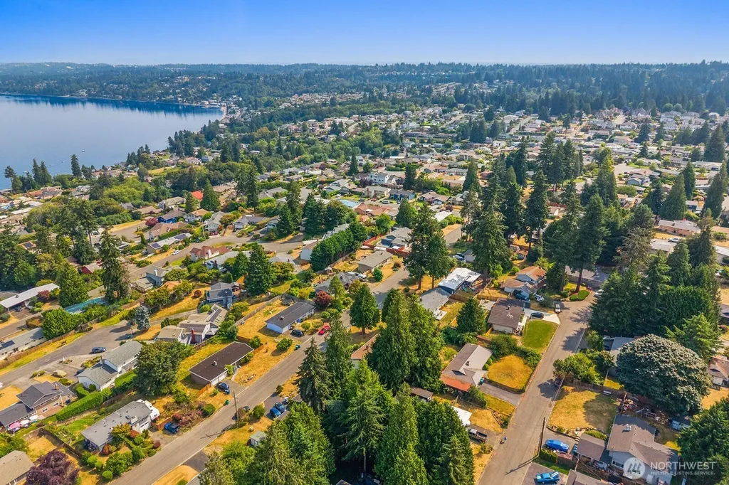 617 SW 299th Street Federal Way WA 98023