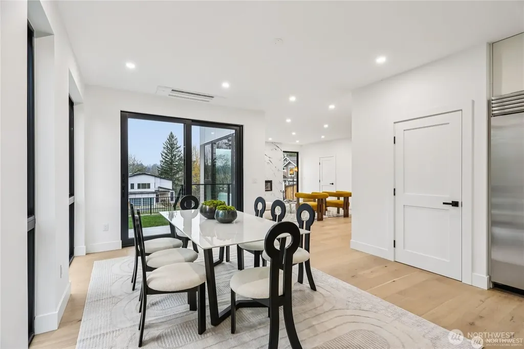 15415 NE 103rd Way Redmond WA 98052