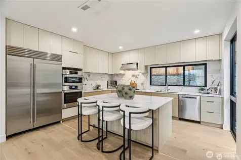 15415 NE 103rd Way Redmond WA 98052