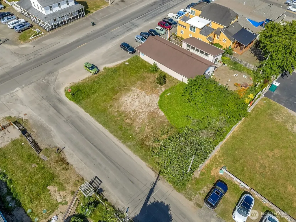 1402 Bay Avenue Ocean Park WA 98640