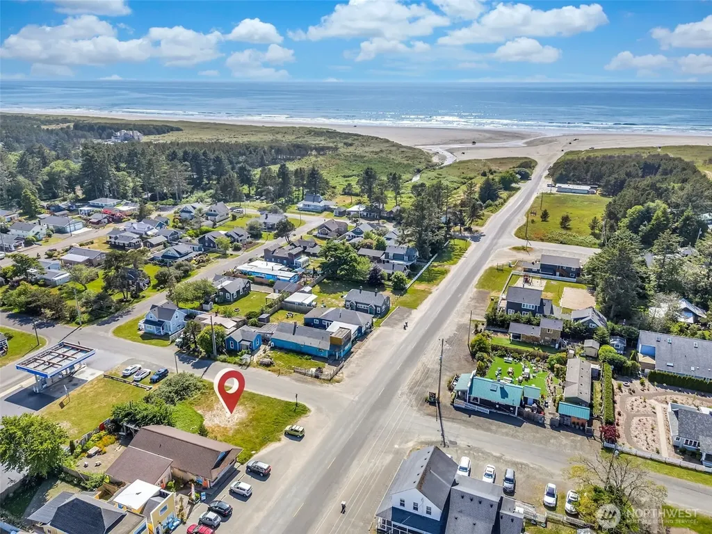 1402 Bay Avenue Ocean Park WA 98640