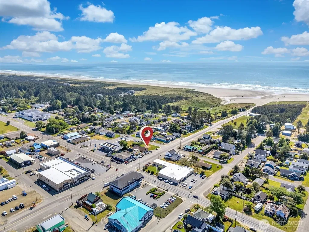 1402 Bay Avenue Ocean Park WA 98640