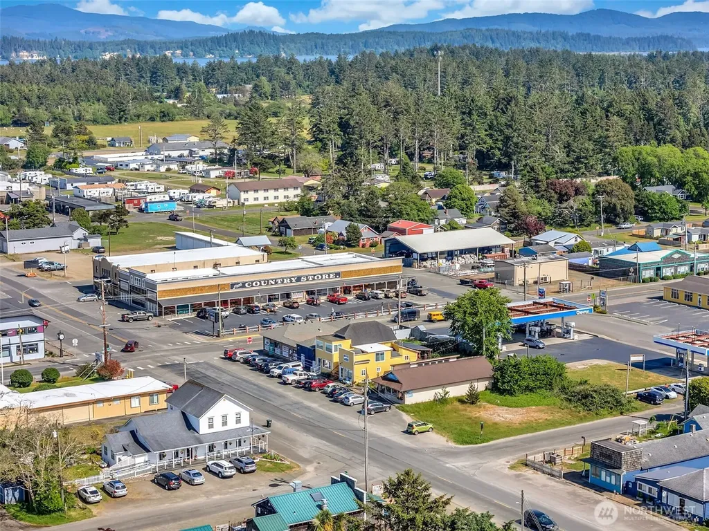 1402 Bay Avenue Ocean Park WA 98640
