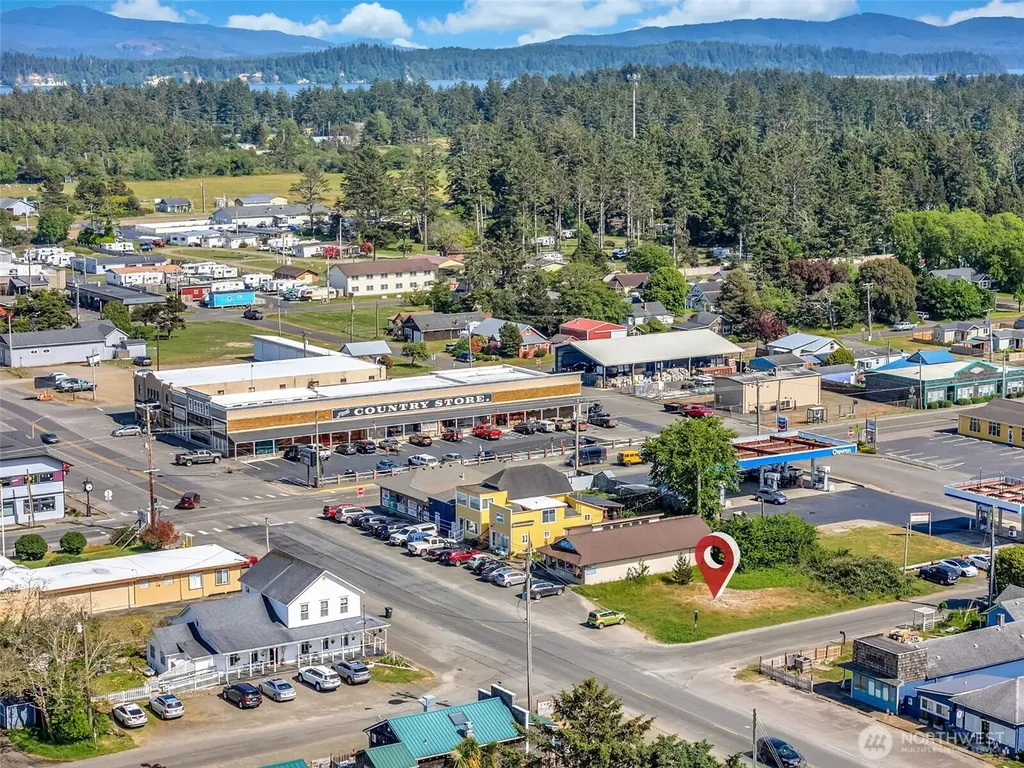 1402 Bay Avenue Ocean Park WA 98640