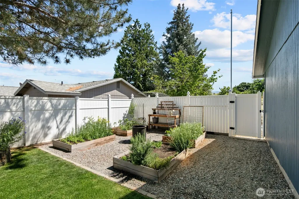 1318 Welch Avenue Wenatchee WA 98801