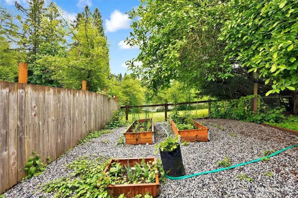 31325 NE 106th Street Carnation WA 98014