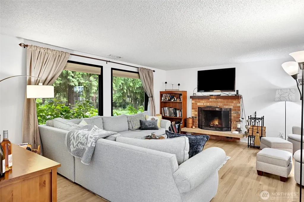 31325 NE 106th Street Carnation WA 98014