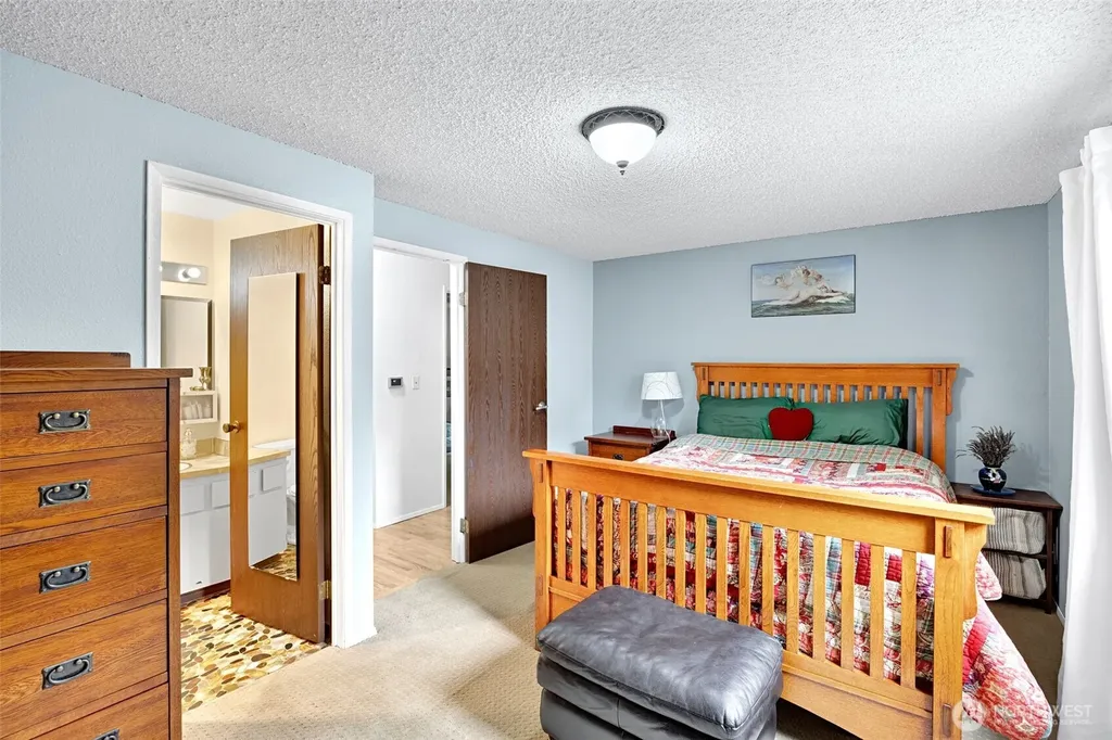 31325 NE 106th Street Carnation WA 98014