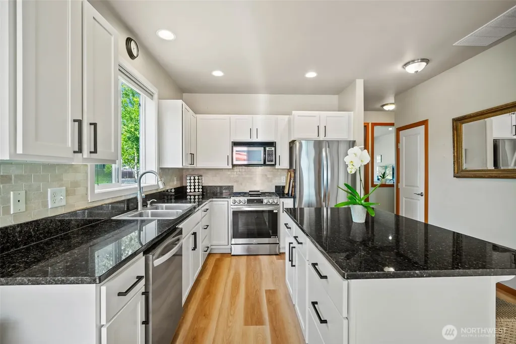 6212 Malloy Avenue Ferndale WA 98248