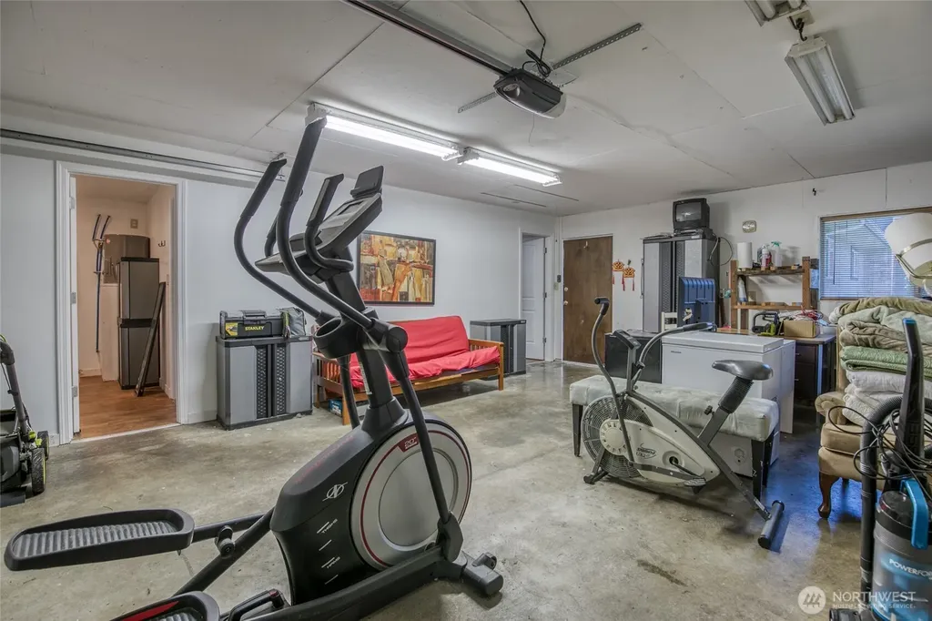 616 E Simpson Avenue Montesano WA 98563