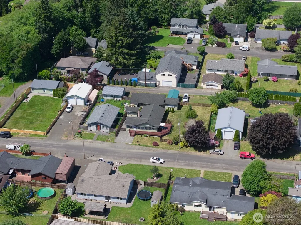 616 E Simpson Avenue Montesano WA 98563