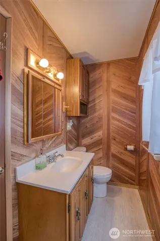 616 E Simpson Avenue Montesano WA 98563