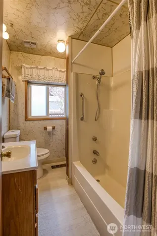 616 E Simpson Avenue Montesano WA 98563