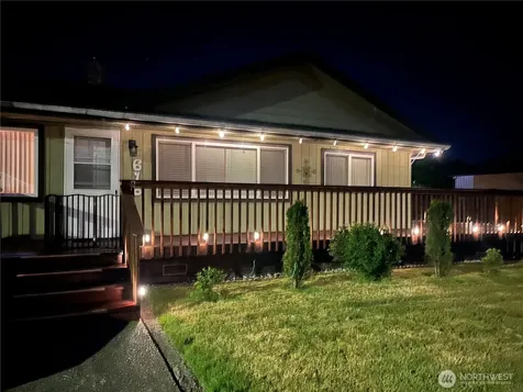 616 E Simpson Avenue Montesano WA 98563