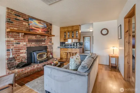 616 E Simpson Avenue Montesano WA 98563