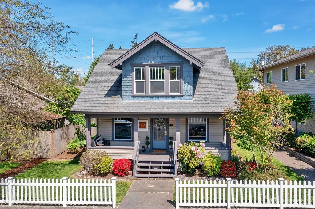 250 SE Andrews Street Issaquah WA 98027