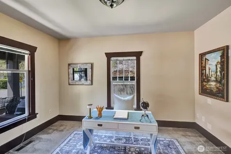 250 SE Andrews Street Issaquah WA 98027