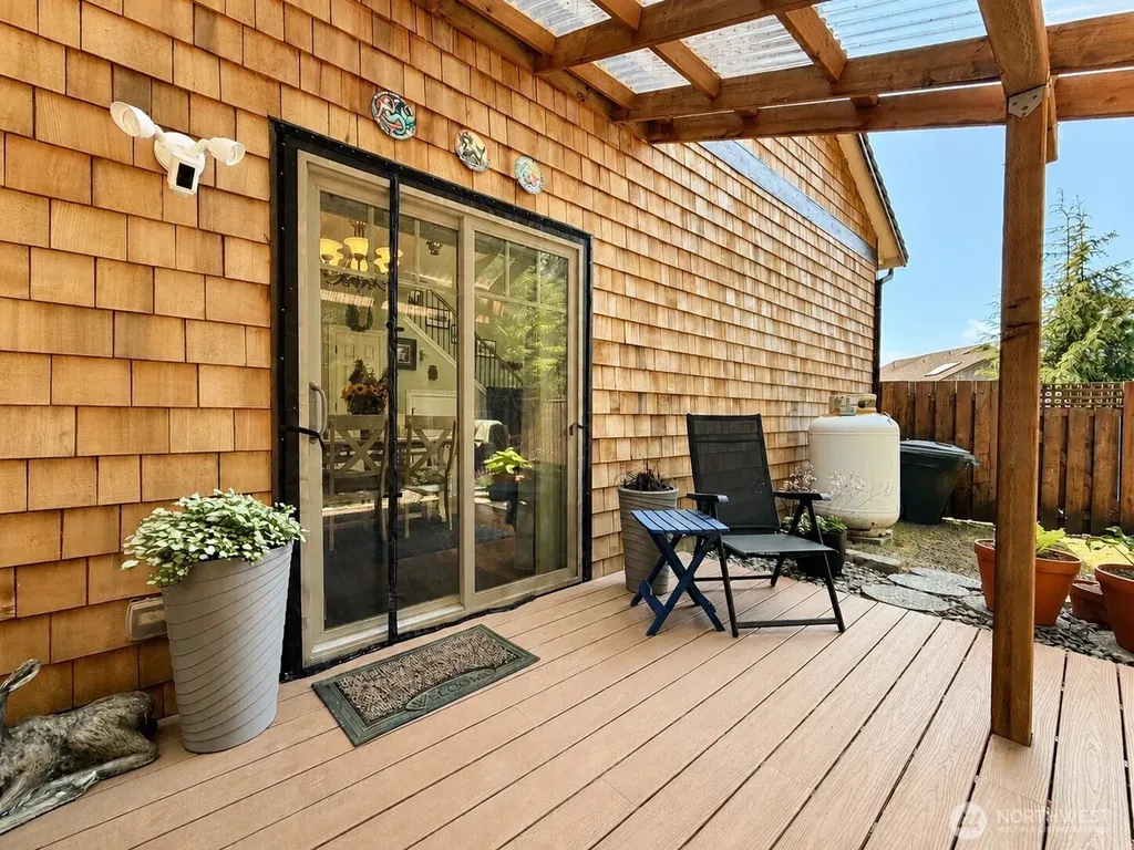 130 NW 28th Street Long Beach WA 98631
