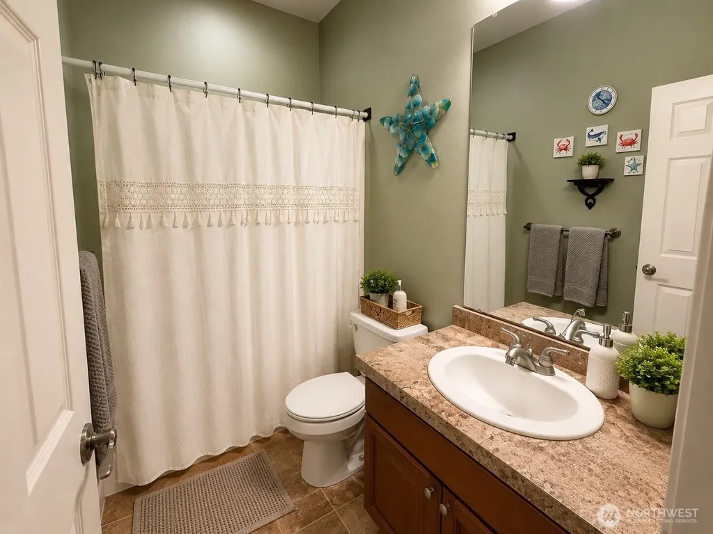 130 NW 28th Street Long Beach WA 98631