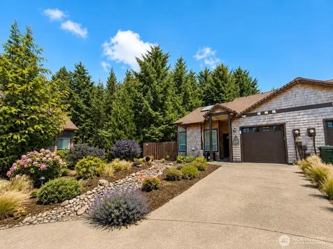 130 NW 28th Street Long Beach WA 98631