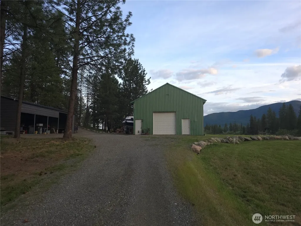 2111 Sargent Road Addy WA 99101