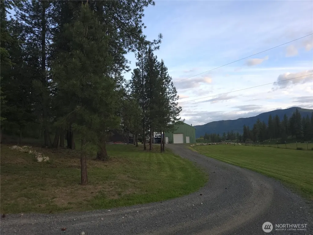 2111 Sargent Road Addy WA 99101