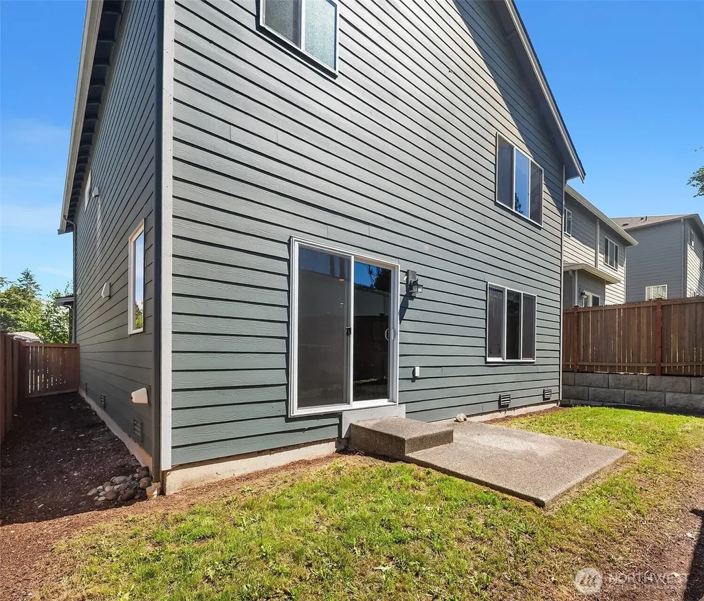 14518 38th Avenue W Lynnwood WA 98087