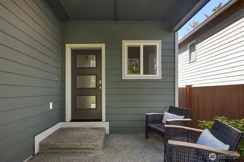 14518 38th Avenue W Lynnwood WA 98087