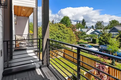 2836 NW 73rd Street Seattle WA 98117